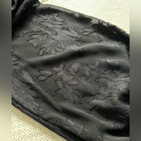 ASTR the Label Tonina Square Neck Puff Sleeve Top S - Picture 13 of 14